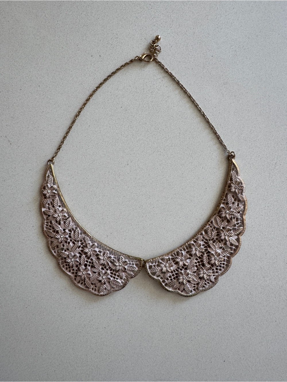 Feminine Lace Collar Necklace in Pink / Gold
